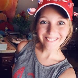 Meet your Posher, Amelia